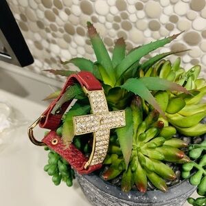 Holt Renfrew genuine burgundy leather cross